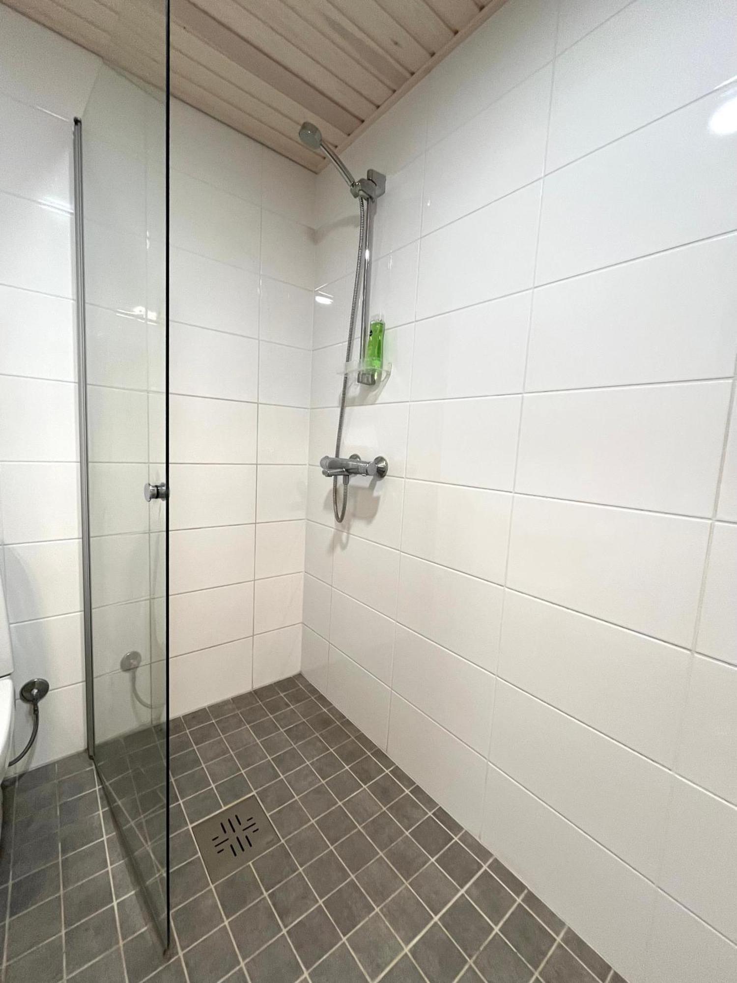 Cozy&compact Near Tikkurila Train Station In